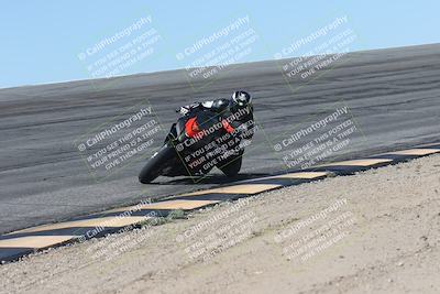 media/Oct-13-2025-Moto Forza (Mon) [[a66d839500]]/2-A Group/Session 2 (Bowl)/